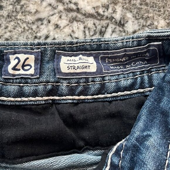 Mid Rise Straight Legged Miss Me Jeans - Picture 3 of 5